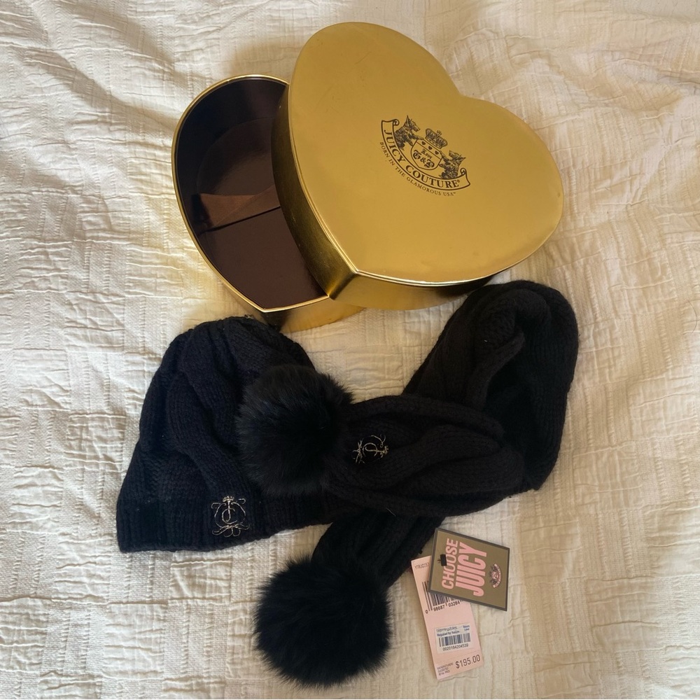NWT Juicy Couture Black Knit Hat and Scarf Set
